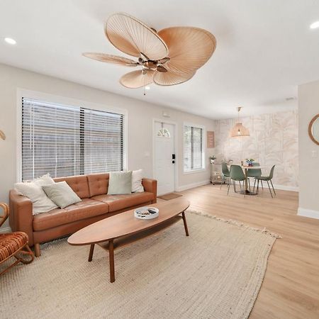 Luxury Villa 3 Blocks From The Beach With A Pool, Fire Pit And Outdoor Oasis Cape Canaveral Luaran gambar