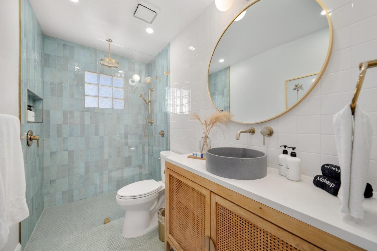 Luxury Villa 3 Blocks From The Beach With A Pool, Fire Pit And Outdoor Oasis Cape Canaveral Luaran gambar