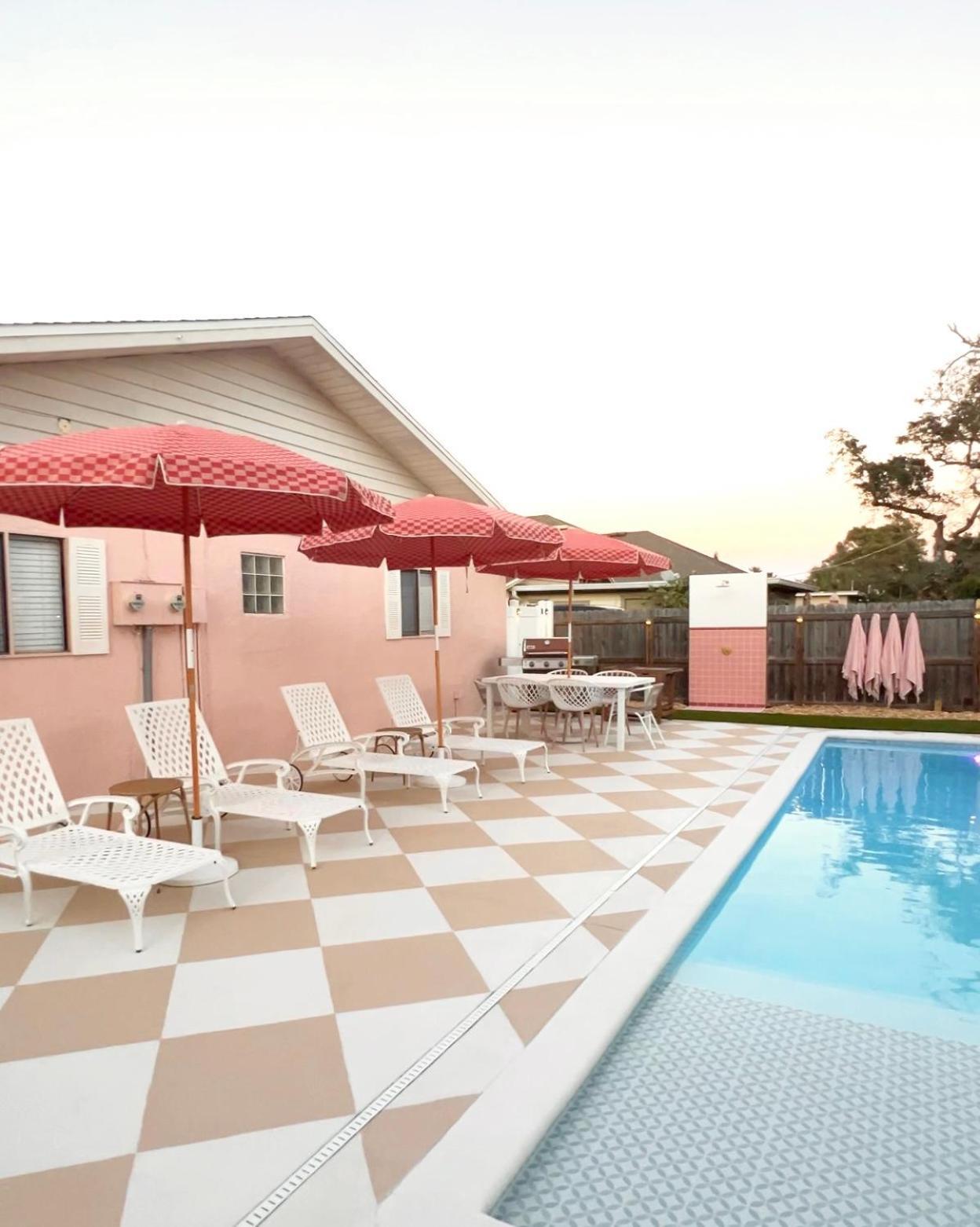 Luxury Villa 3 Blocks From The Beach With A Pool, Fire Pit And Outdoor Oasis Cape Canaveral Luaran gambar